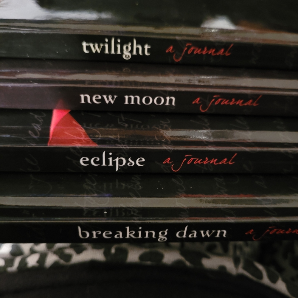 Twilight - Picture 2 of 7